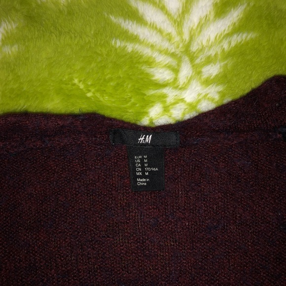 🍄h&m eggplant colored cardigan with pockets - Picture 4 of 4